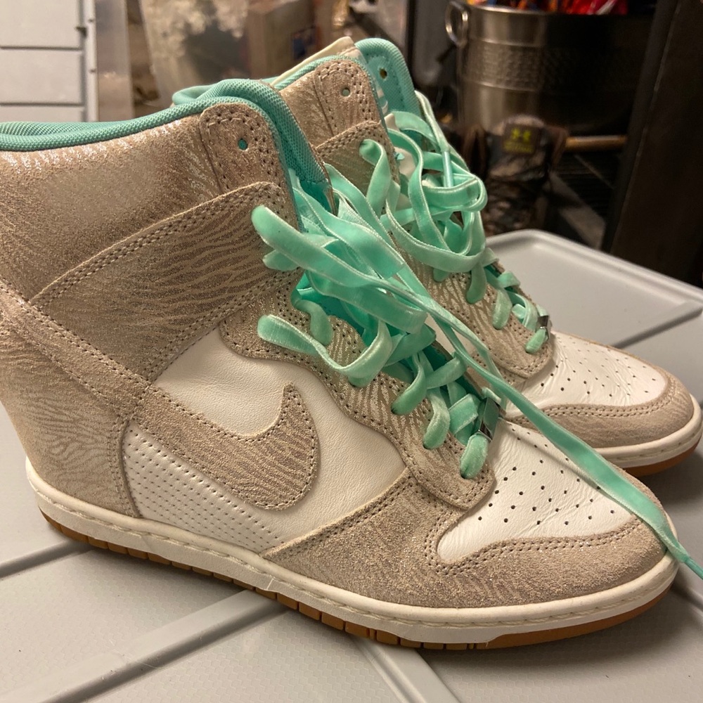 Nike wedge sneaks